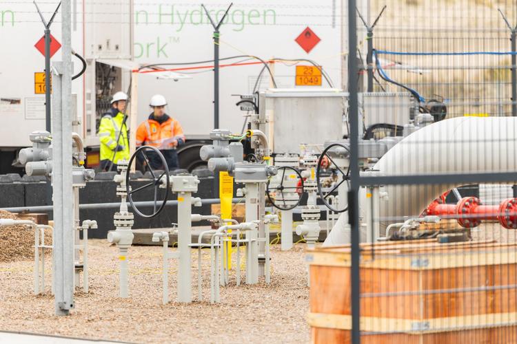 Green Hydrogen Pipeline Brings Rotterdam Closer to Europe’s Energy Future in eVTOL and Urban Air Mobility